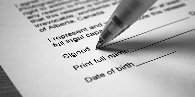 How to Initiate a Divorce in Wisconsin